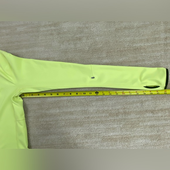 Reebok Women's Running Pullover L/S Shirt, Size Small, (Bright Yellowish-Green) - Picture 12 of 14